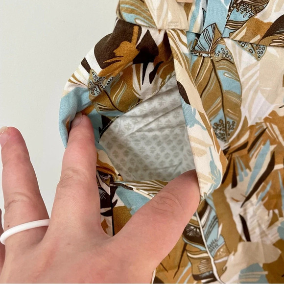 Patagonia Women's Tropical Print Shorts - Brown, Blue, Cream - Picture 5 of 7